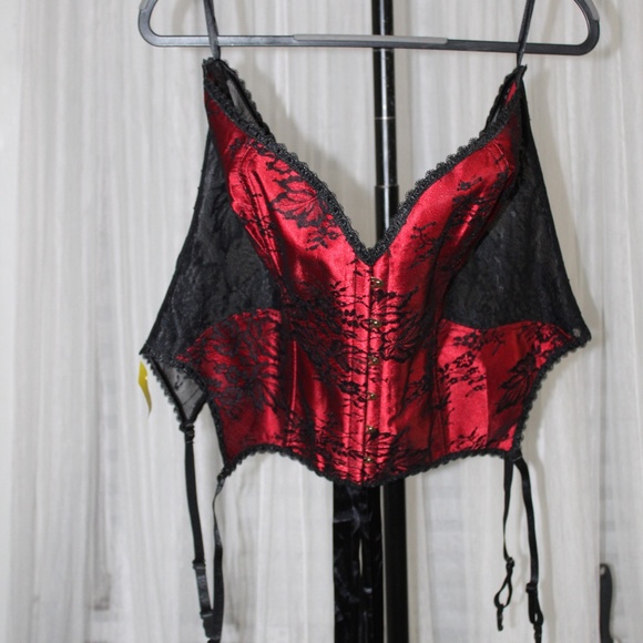 Red and Black Satin Lace Corset Bustier with Garters. Sz. 4XL - Picture 1 of 8